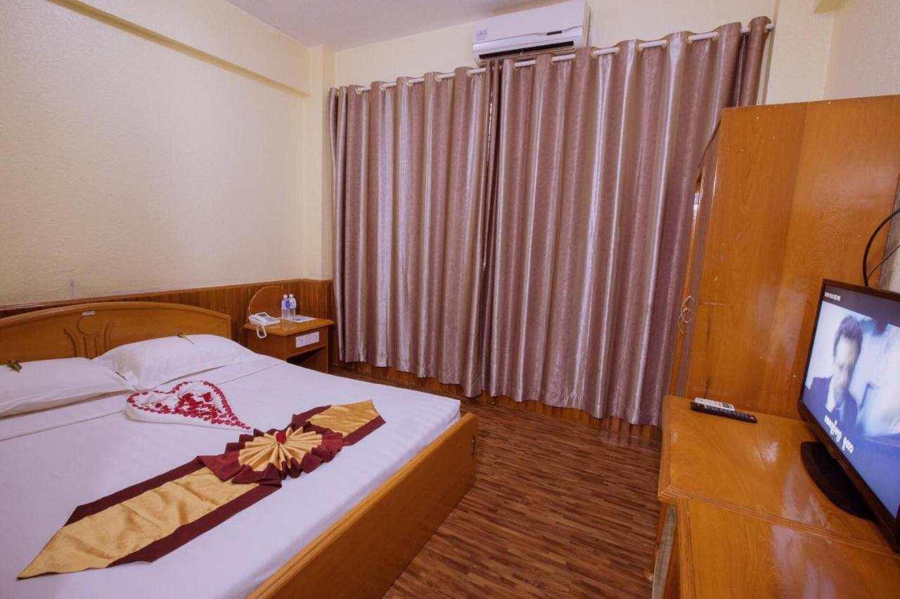 Sunrise Hotel Mandalay Esterno foto