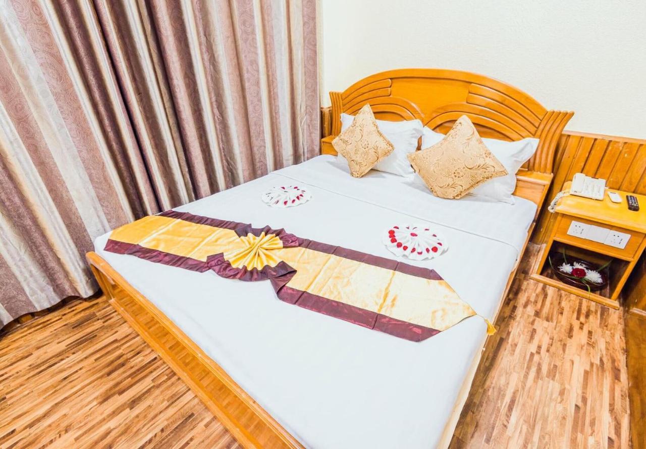 Sunrise Hotel Mandalay Esterno foto